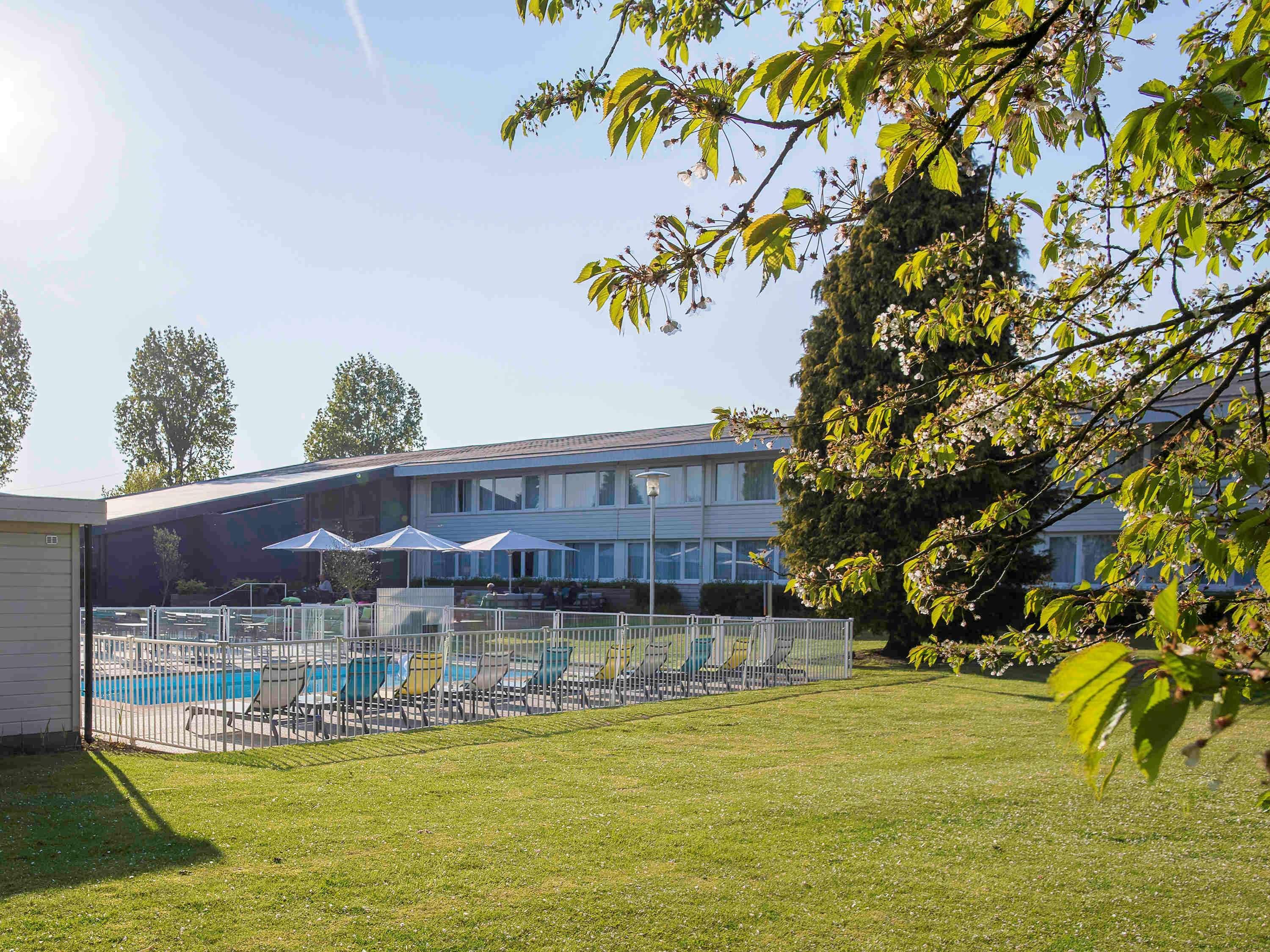 Novotel Lille Aeroport Bagian luar foto