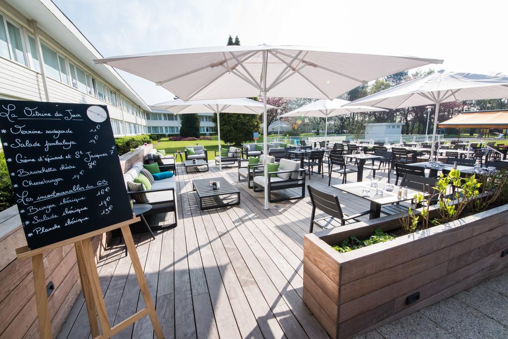 Novotel Lille Aeroport Bagian luar foto